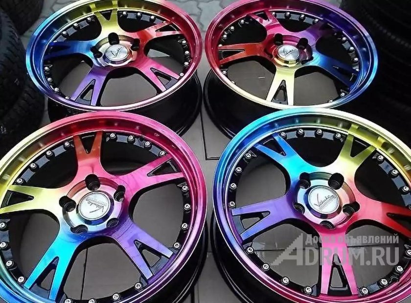 Разноцветные диски