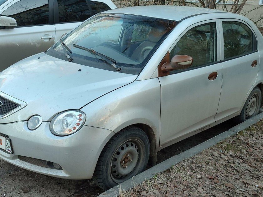 Автомобиль chery