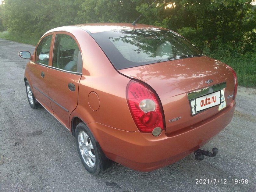 Автомобиль chery