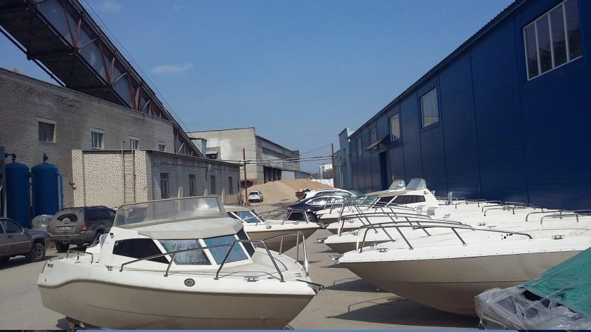 Катер лодка