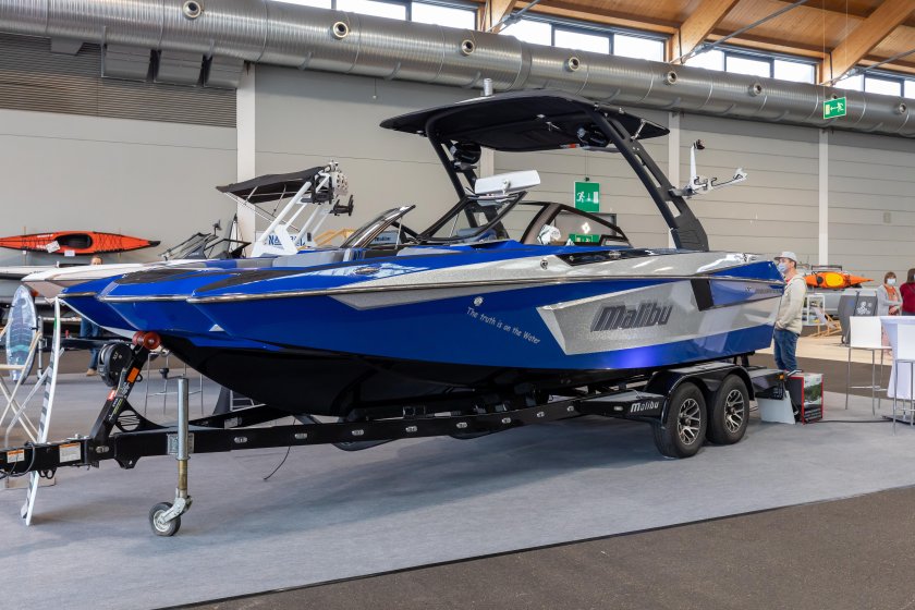 Катер Малибу