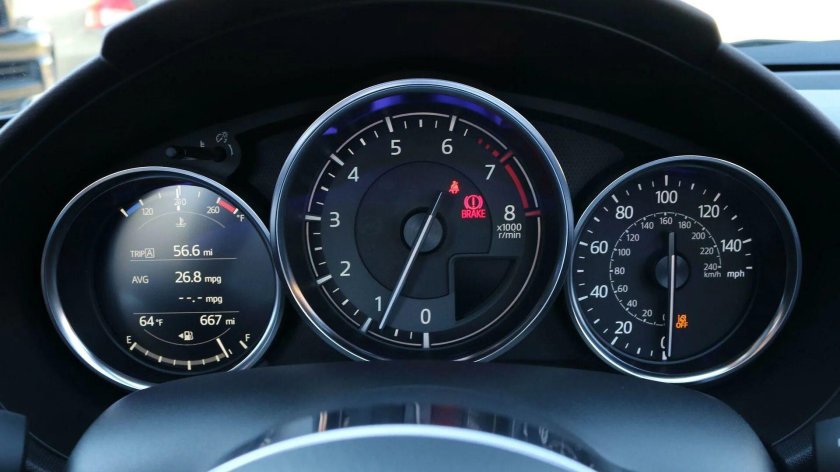 Мазда МХ 5 приборка 2003