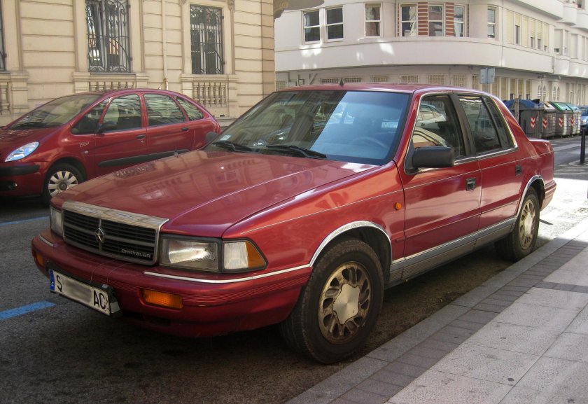 Крайслер Саратога 1993