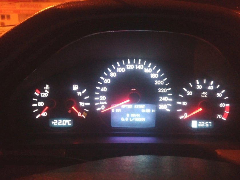 Подсветка приборной панели Мерседес w210