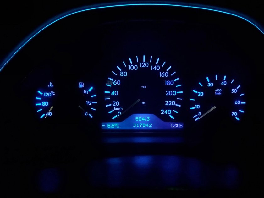 Подсветка приборной панели Мерседес w210