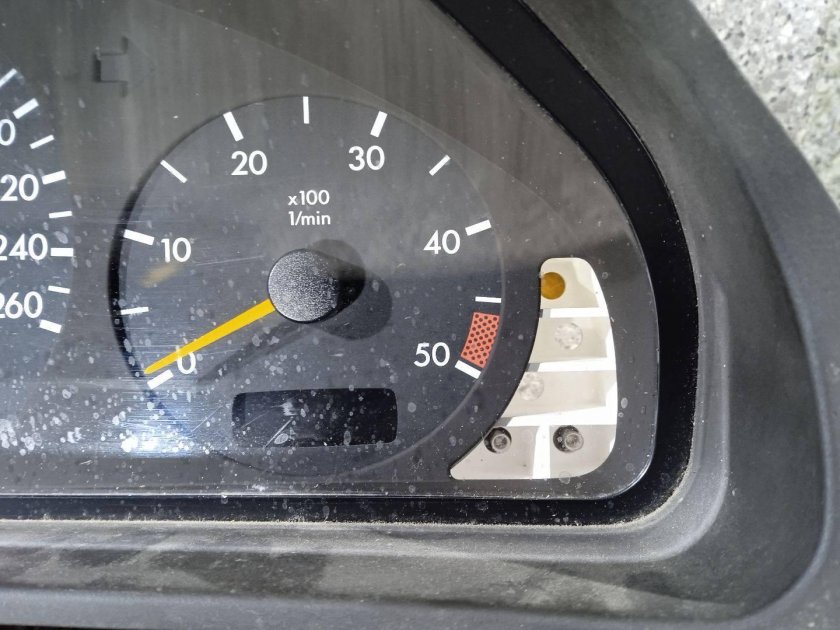 W210 фишка стор сигналов сзади