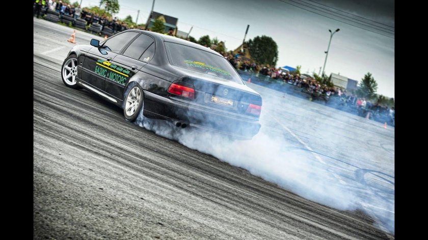 БМВ е38 дрифт