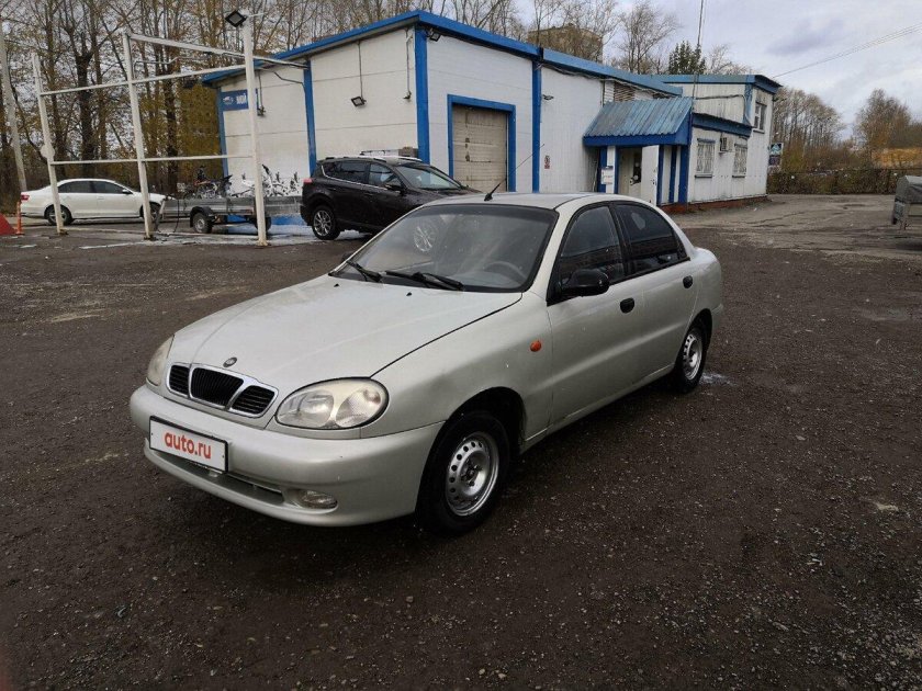 ЗАЗ шанс 1.3 хэтчбек