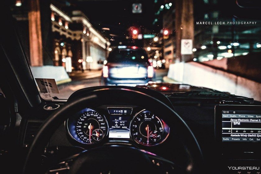 Mercedes g63 AMG ночью