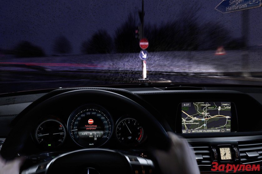 Ночной вид из машины