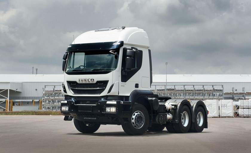 Мерседес Аксор 1823