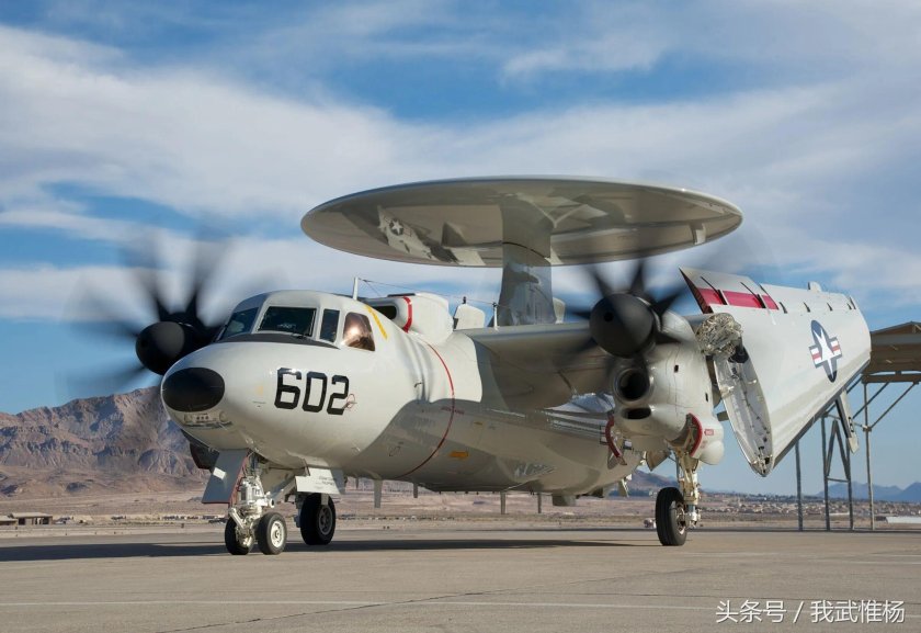 Самолет Grumman e-2 Hawkeye