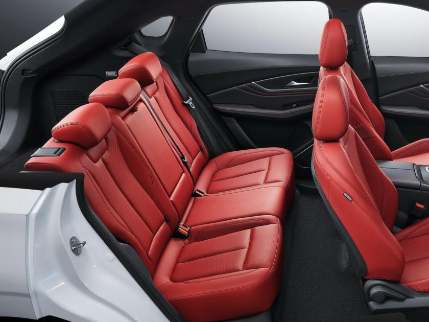 Dongfeng forthing t 5 evo