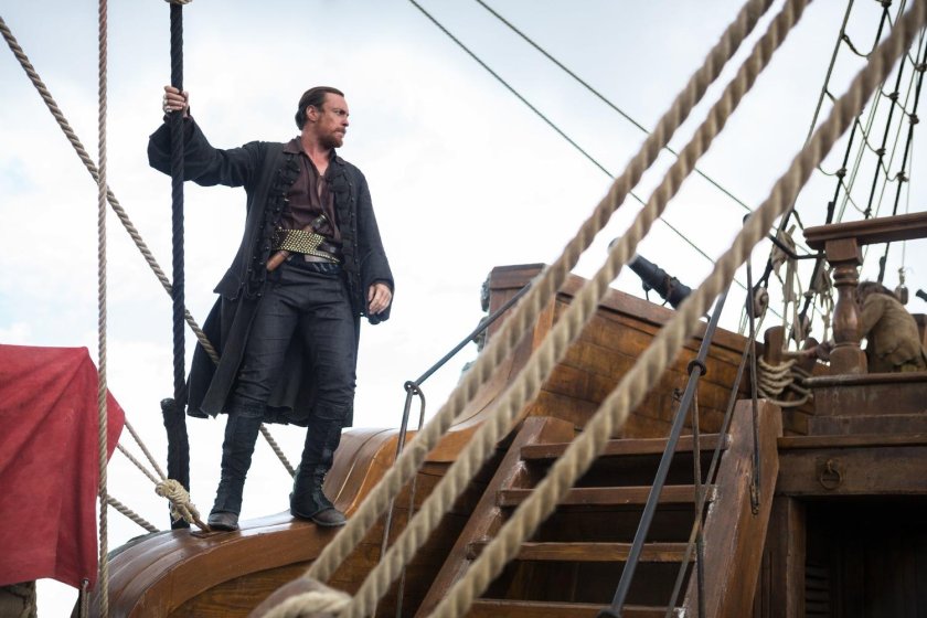 Капитан Флинт черные паруса