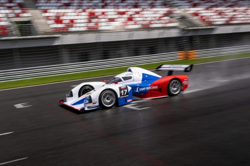 Гоночные автомобили