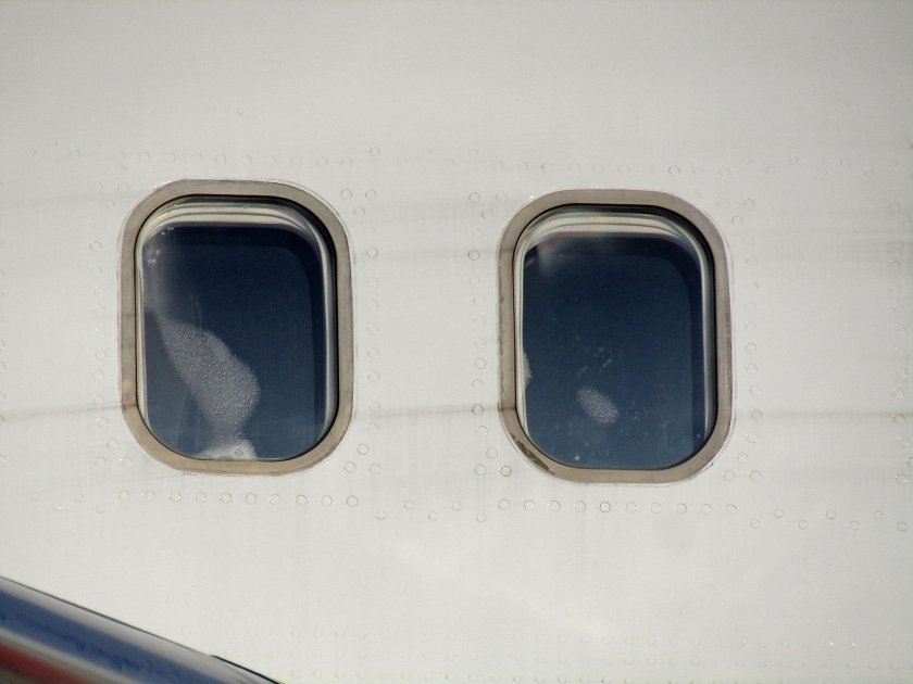 Иллюминатор снаружи