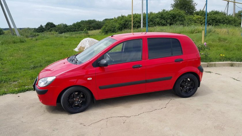 Тюнинг Hyundai Getz красный