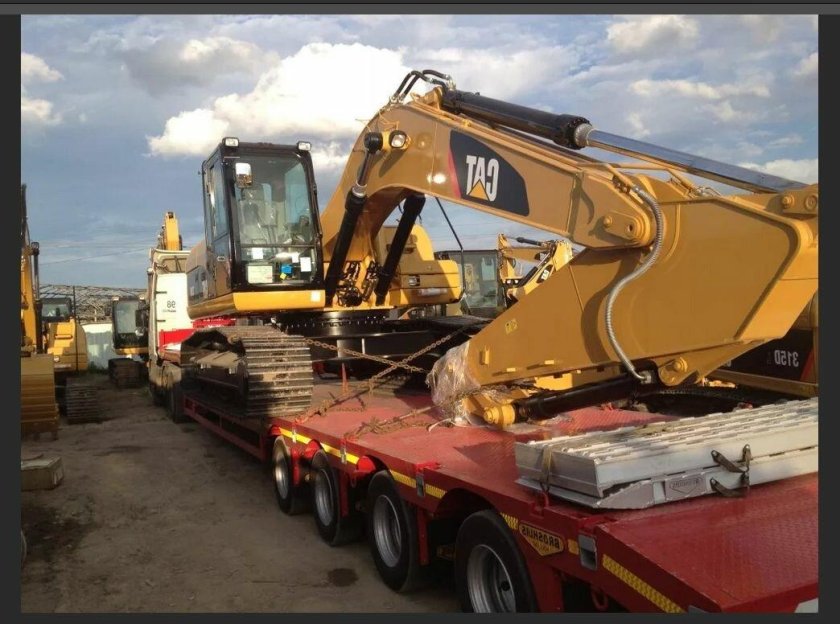 Экскаватор Hyundai 170 на трале