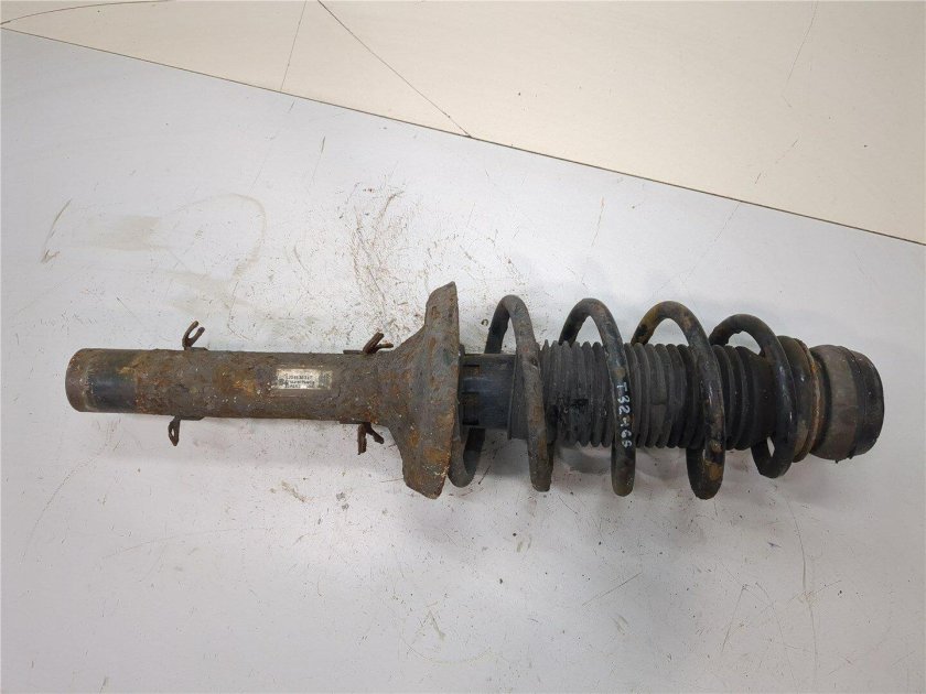 Передняя подвеска Шкода Октавия тур