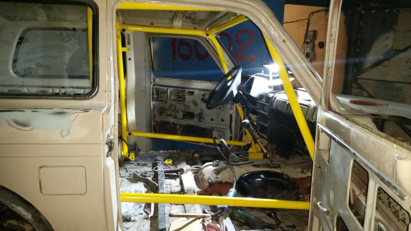 Каркас безопасности ВАЗ 2121