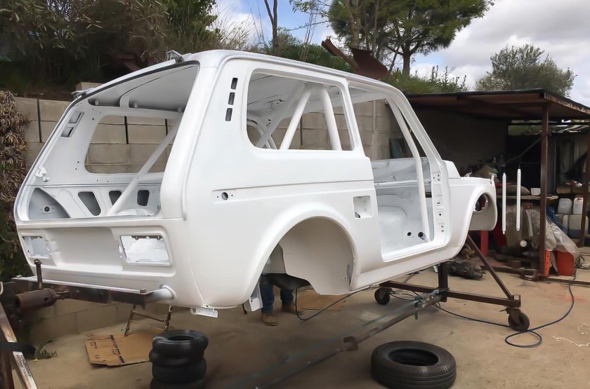 Нива на ралли Дакар 2022