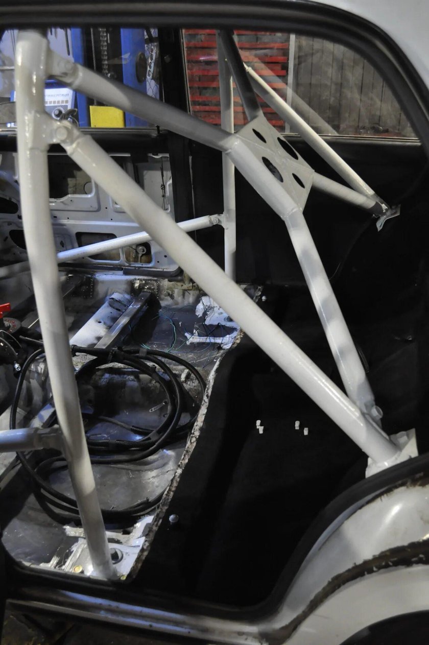 Болтовой каркас на ВАЗ 2107