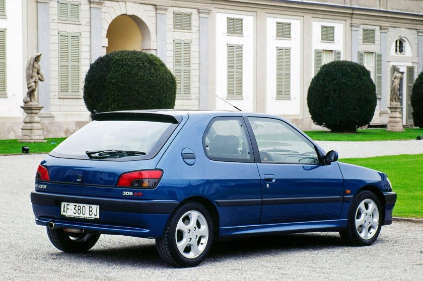 Peugeot 306