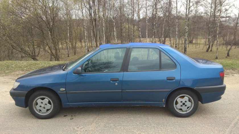 Пежо 306 седан