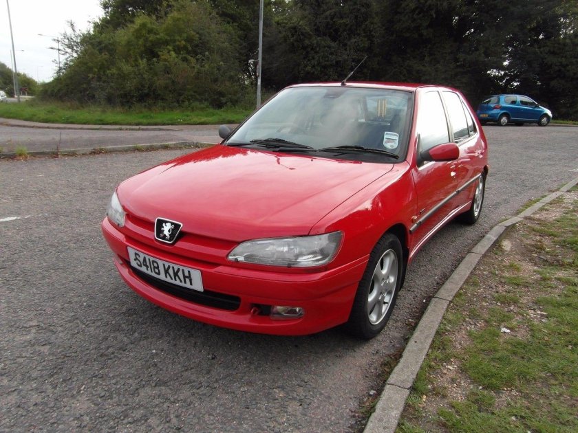 Пежо 306 хэтчбек