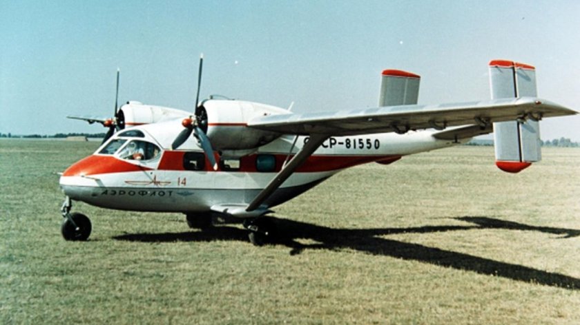 Самолёт АН-14 пчёлка