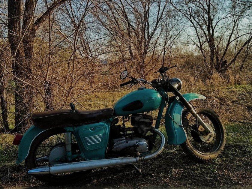 Мотоцикл иж планета 1