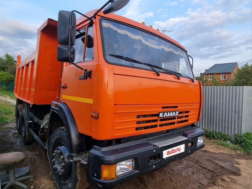 Камаз оранжевый 65115 самосвал