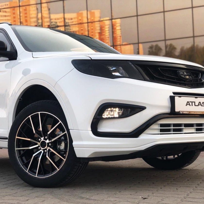 Geely Atlas антихром