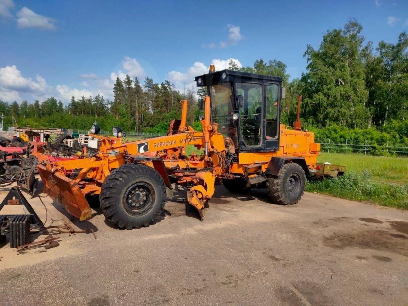 Автогрейдер гс 10