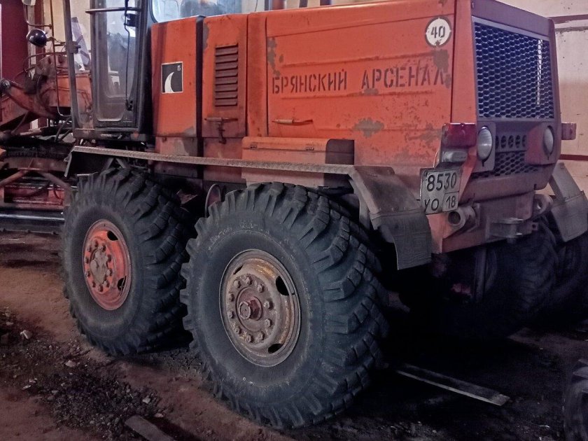 Автогрейдер гс-18.05