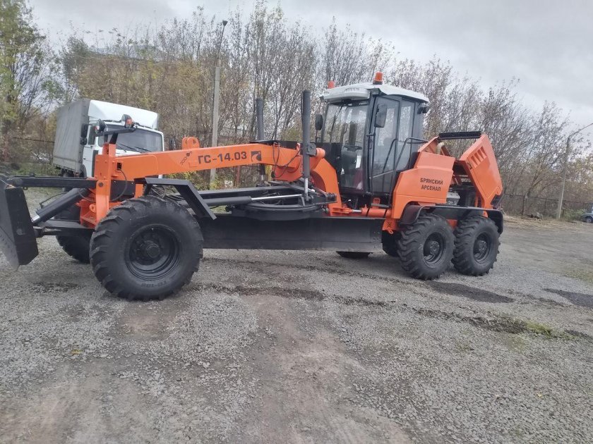 Грейдер ГС 14.03