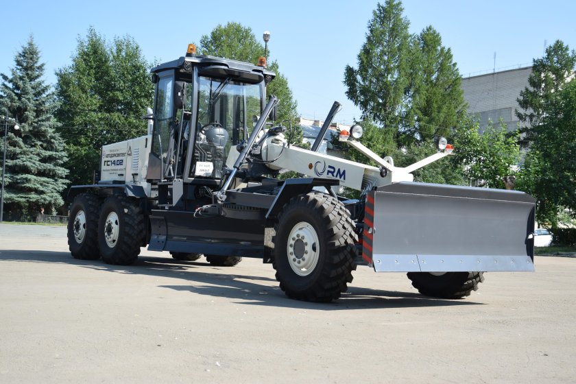 Автогрейдер UMG - ГС-14.02