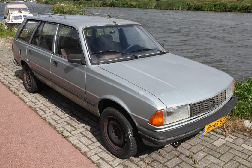 Peugeot 305 1977 1990