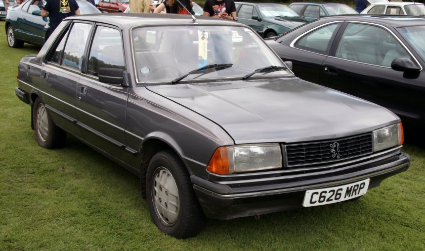 Peugeot 305 1977