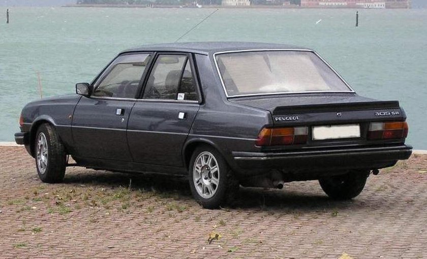 Пежо 305 хэтчбек