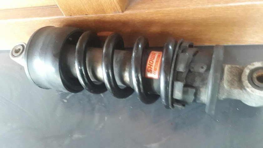 Амортизатора задний