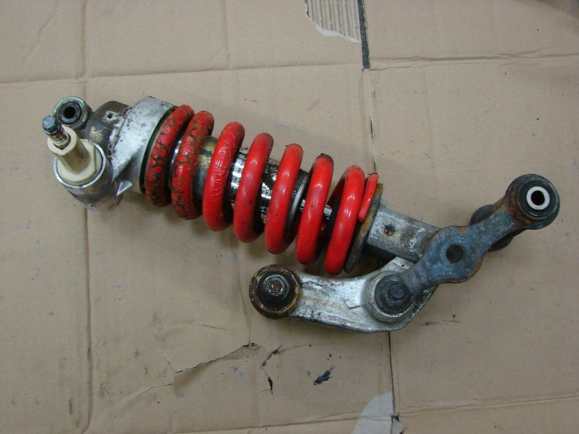 Задний амортизатор Хонда Варадеро