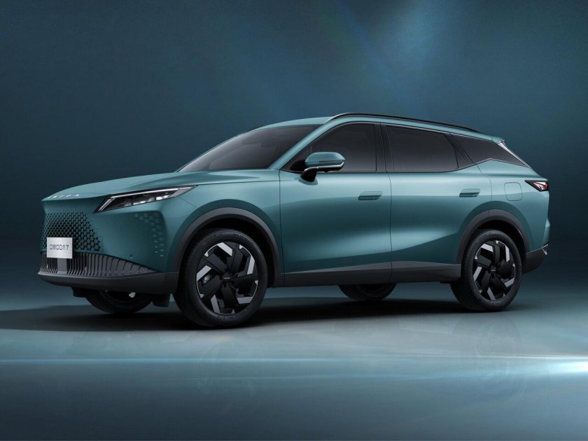 Автомобиль omoda