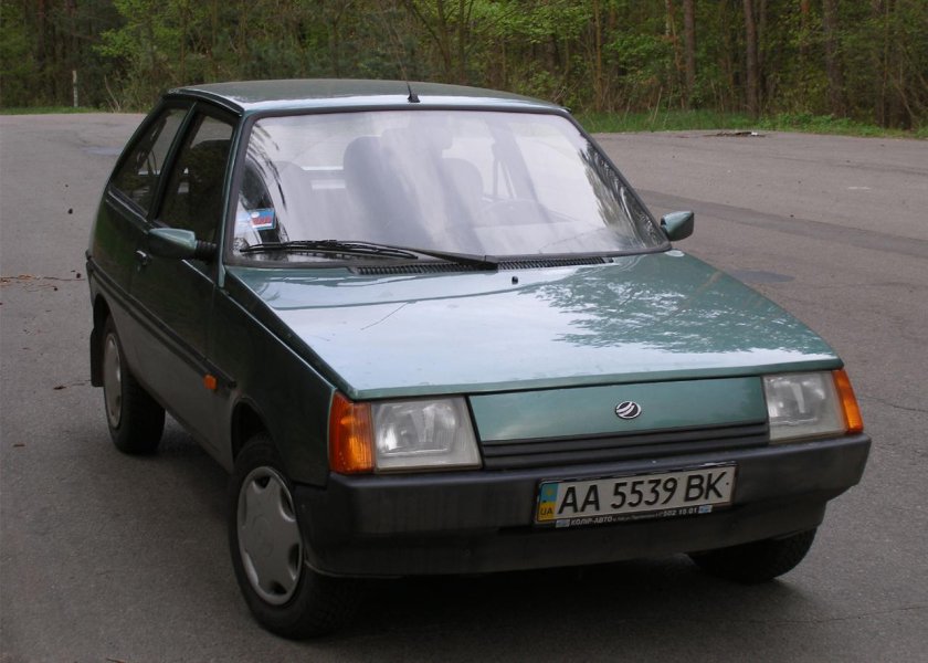 ЗАЗ-1102 Таврия зеленая