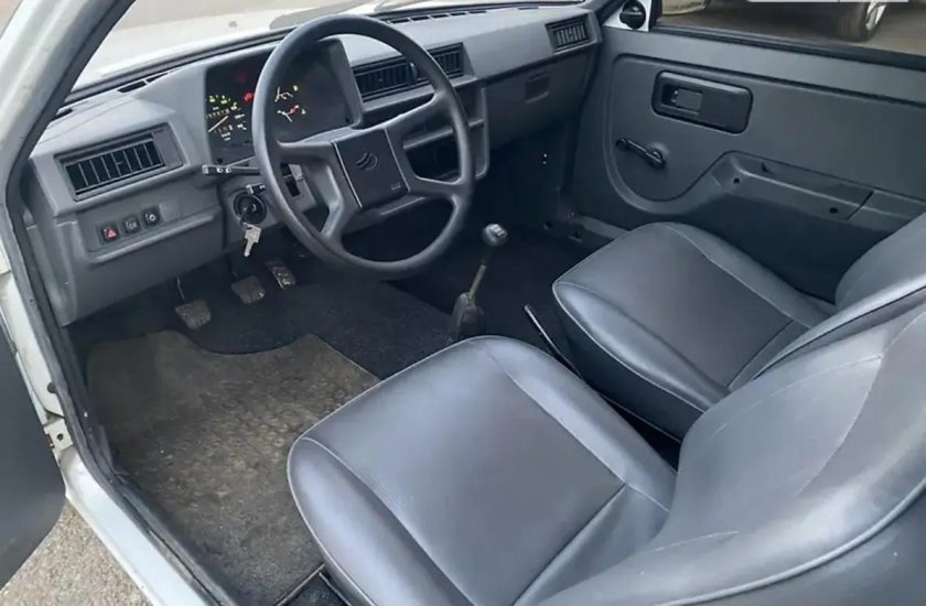 ЗАЗ 1102 Таврия салон