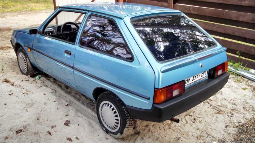 Таврия автомобиль