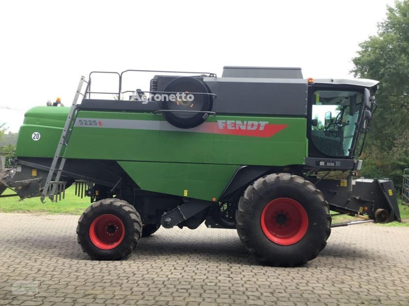 Комбайн fendt