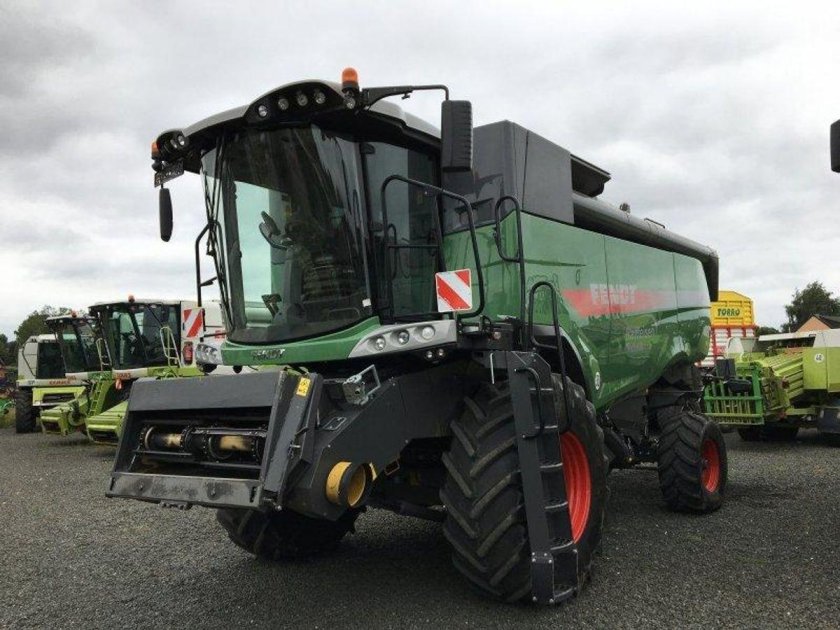 Комбайн Fendt 6330