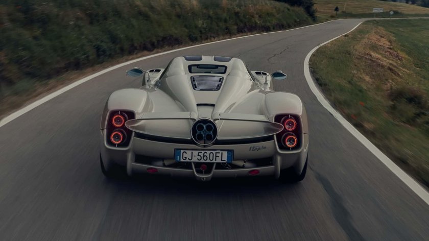 Pagani utopia roadster