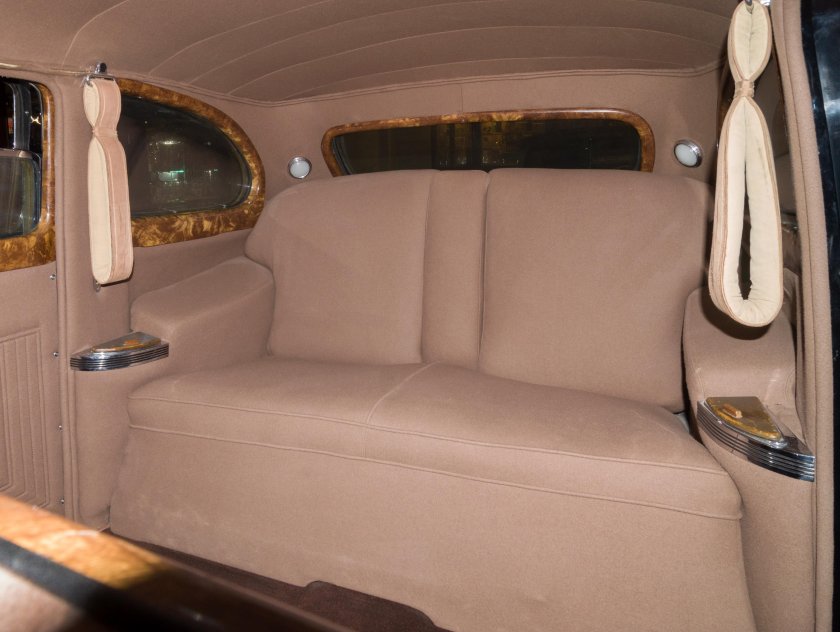 ЗИС 115 салон